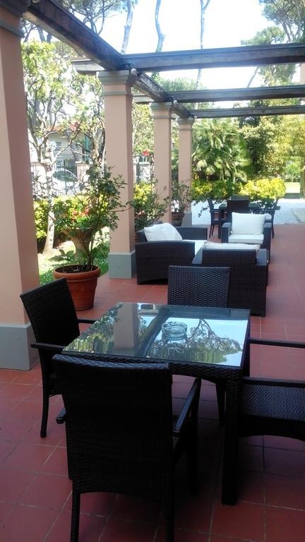 Hotel Astor Victoria Форте-деи-Марми Экстерьер фото